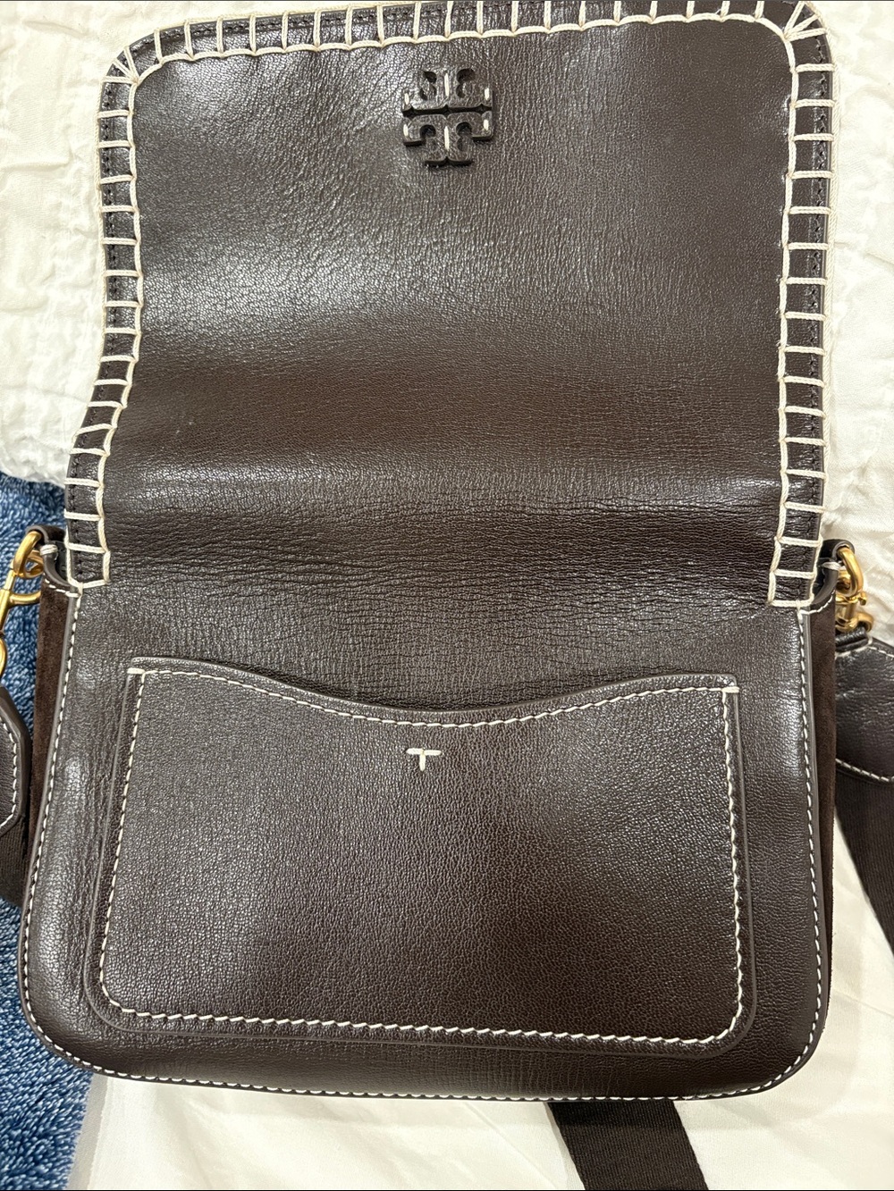 Tory Burch Dark Brown Leather Crossbody with Cream Whipstitch Trim - Picture 4 of 8